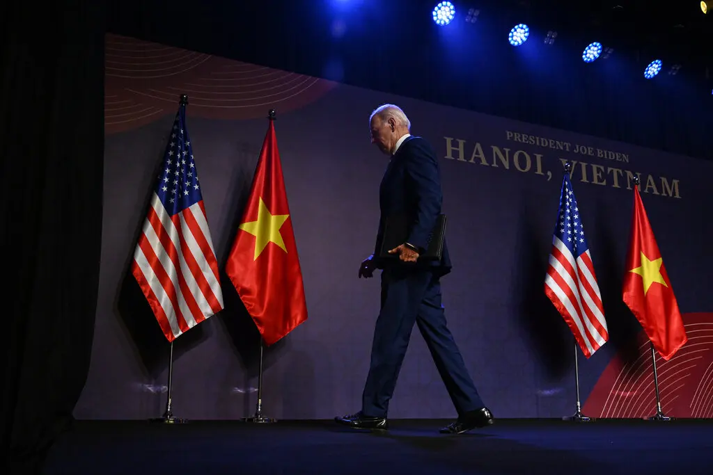President Biden's news conference in Vietnam became a point of contention as conservative media outlets questioned his age and ability to lead. While the White House dismisses these claims, public opinion polls show increasing concerns about Biden’s age.
